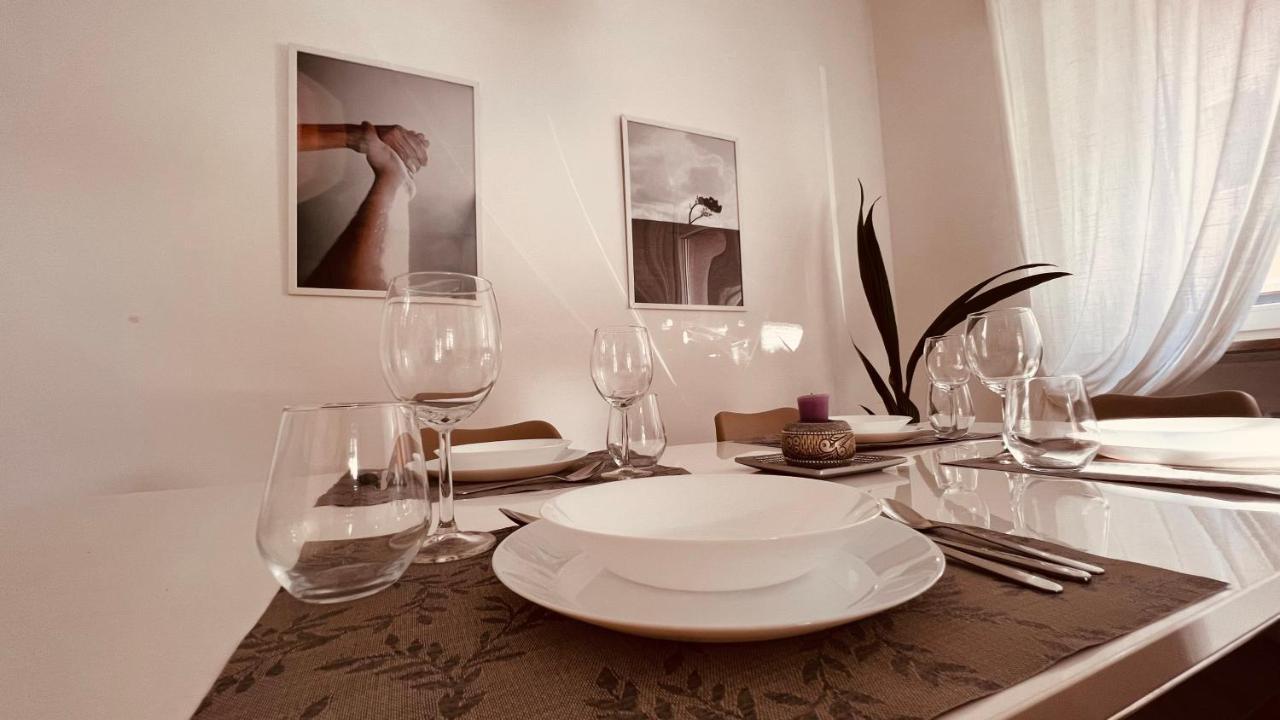 White House Lounge Supreme Apartment อูดิเน ภายนอก รูปภาพ