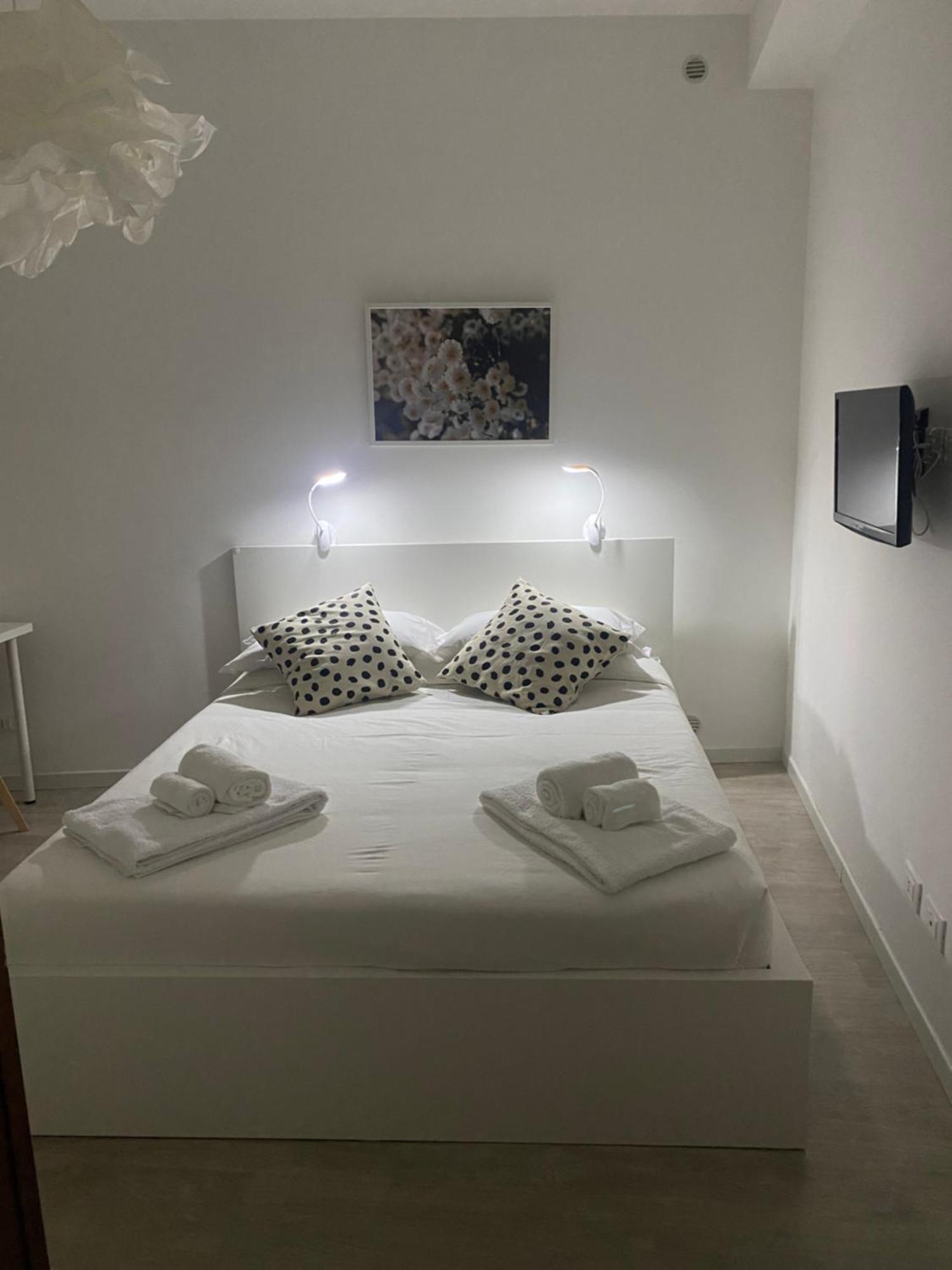 White House Lounge Supreme Apartment อูดิเน ภายนอก รูปภาพ